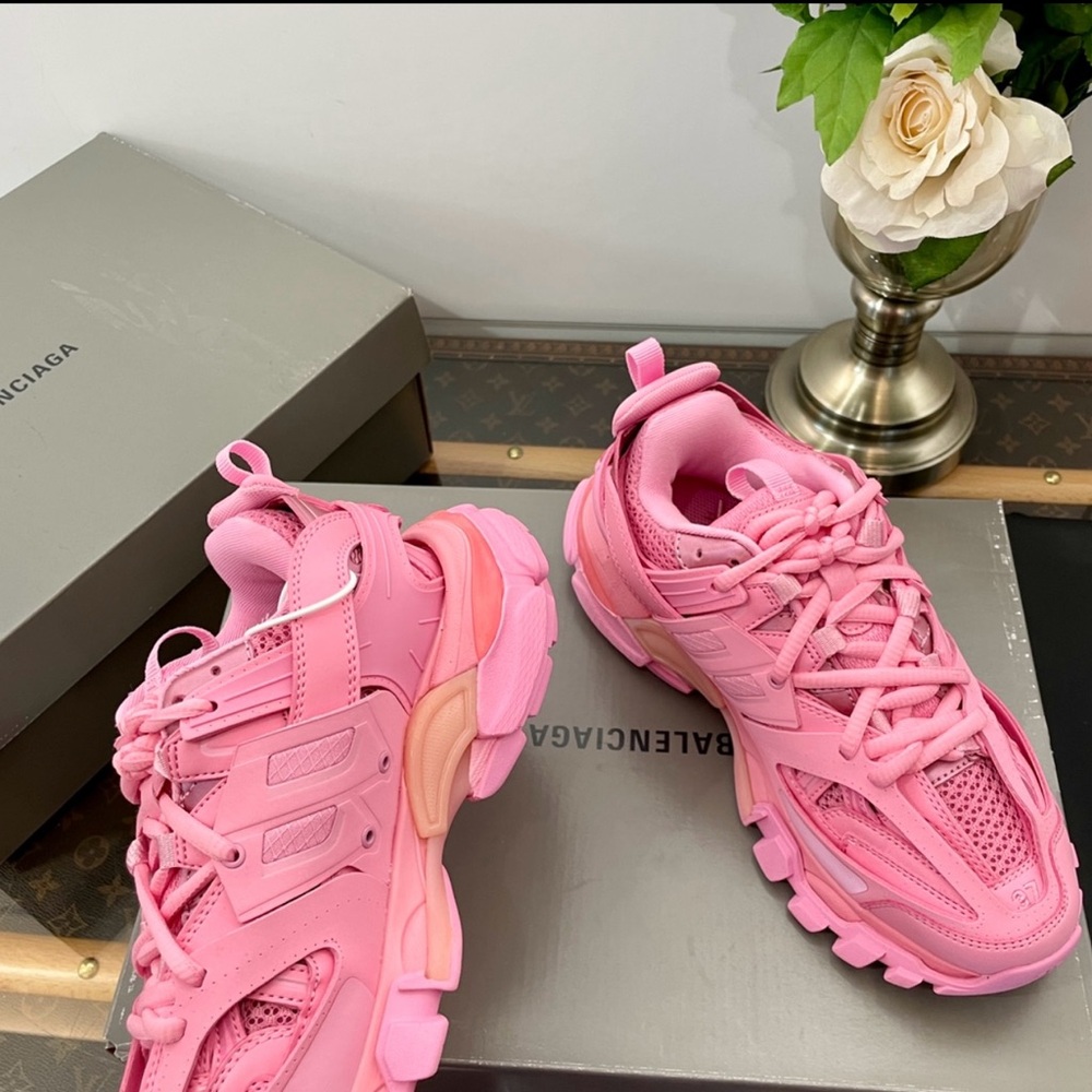 Balenciaga Pink Designer Athletic Sneakers - Picture 3 of 6